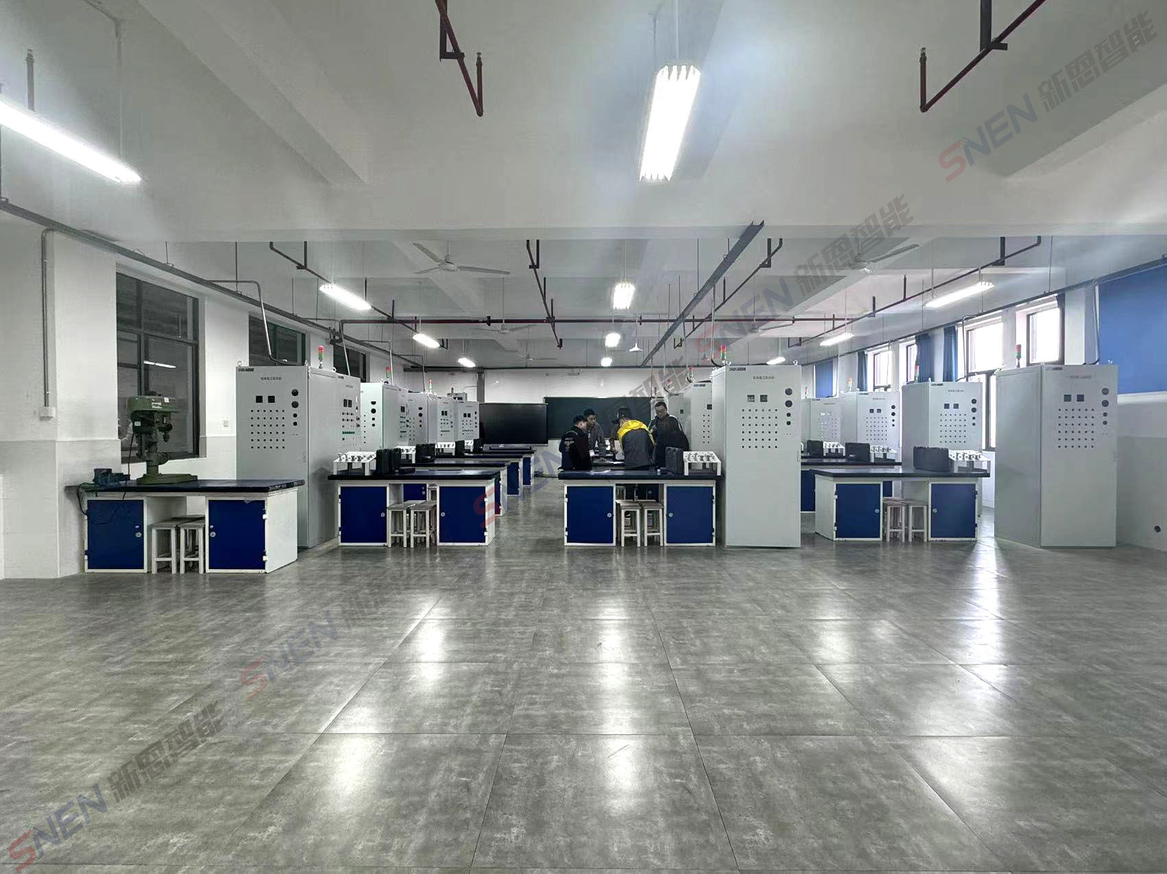 湖南·機(jī)車電工實(shí)訓(xùn)試驗(yàn)裝備